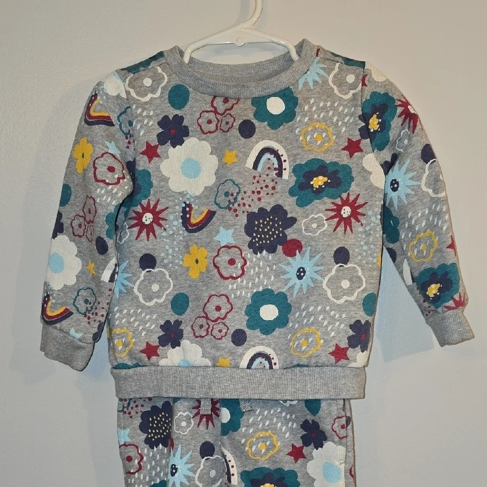 Falls Creek Gray and Blue Flowers And Rainbows Set Sizes 24 & 18 Months LOT K - Picture 3 of 5